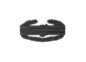 BADGE BLACK METAL CAB - 222