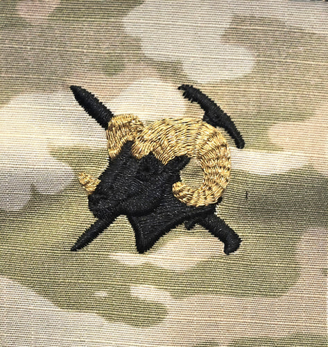 BADGE SEW-ON MOUTAINEERING - 5962C
