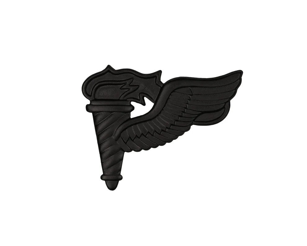 BADGE BLACK METAL PATHFINDER - 650